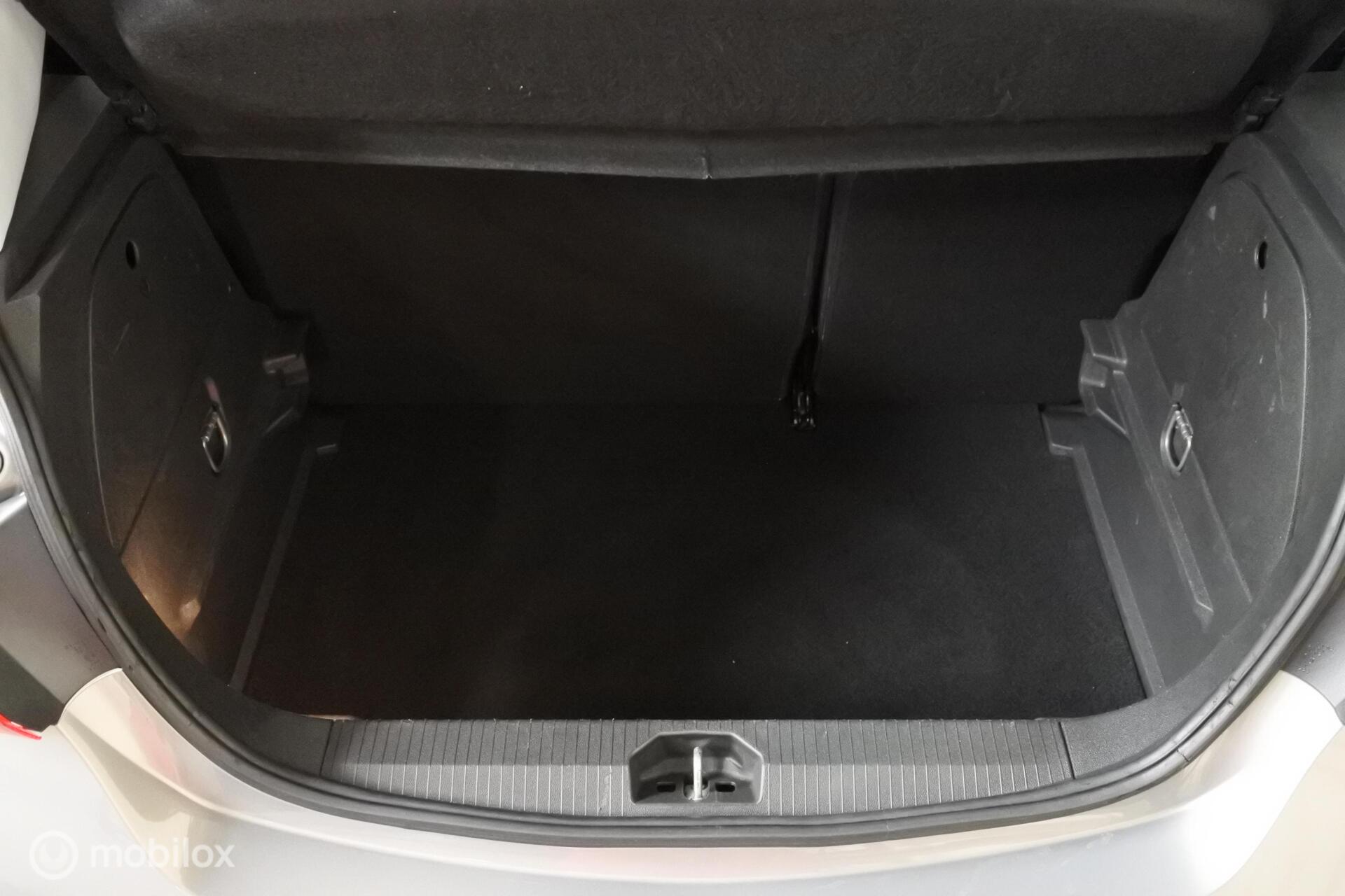 Foto van Opel Corsa-e