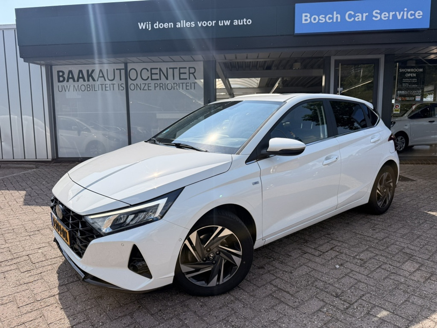 Hyundai I20 1.0 T-GDI Premium Sky | Schuifdak | Automaat 2023 - voorkant