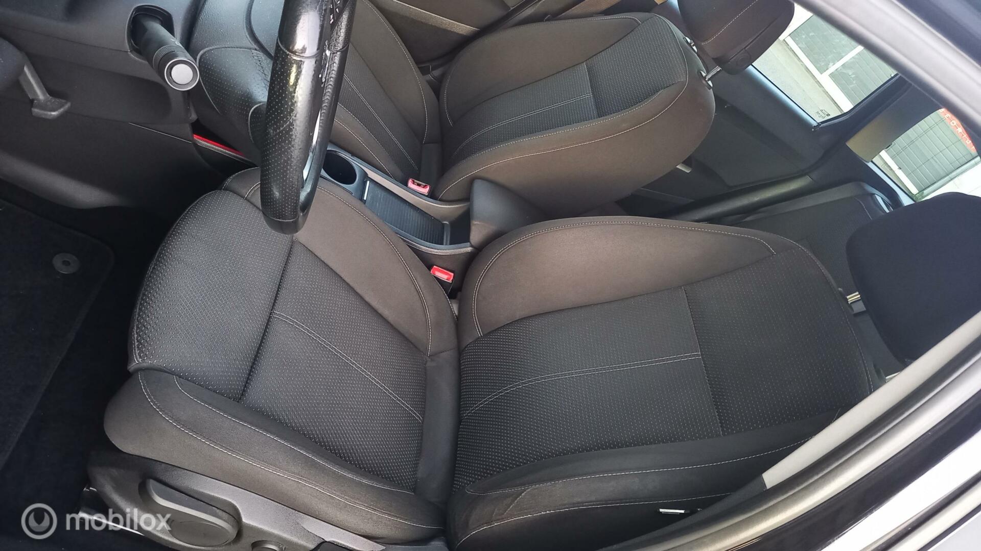 Foto van Opel Astra Sports Tourer