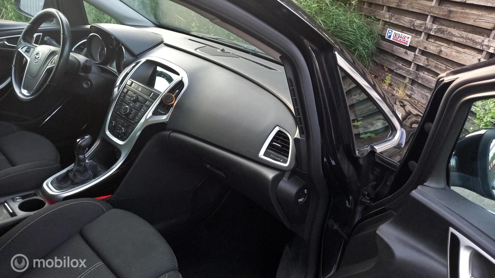 Foto van Opel Astra Sports Tourer