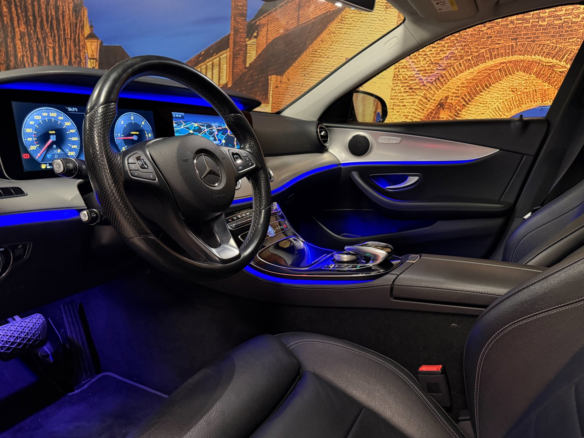 Foto van Mercedes-Benz E 220 D