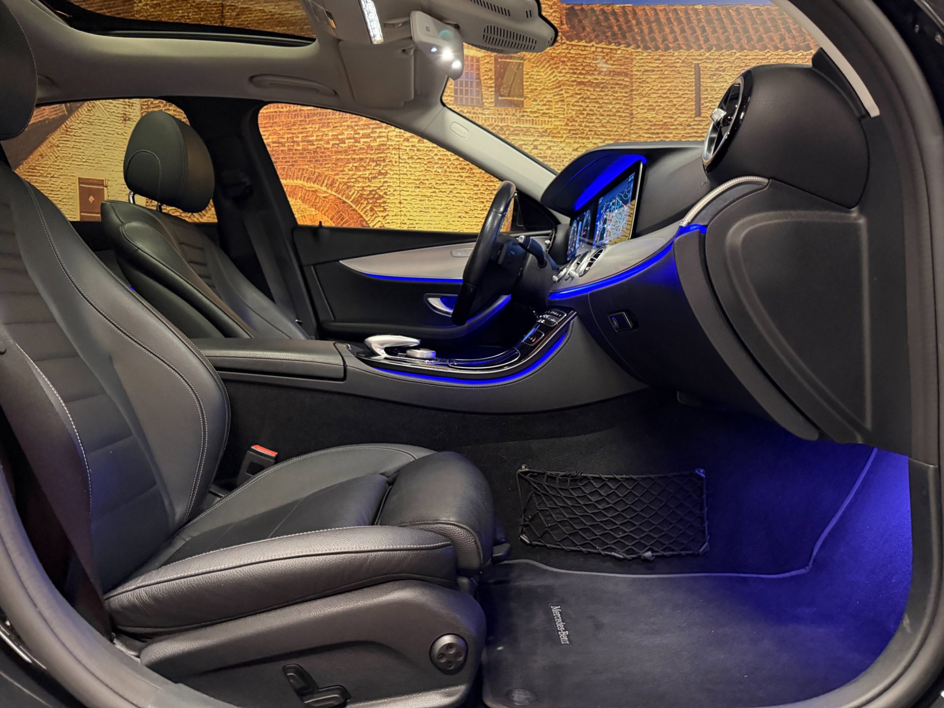 Foto van Mercedes-Benz E 220 D