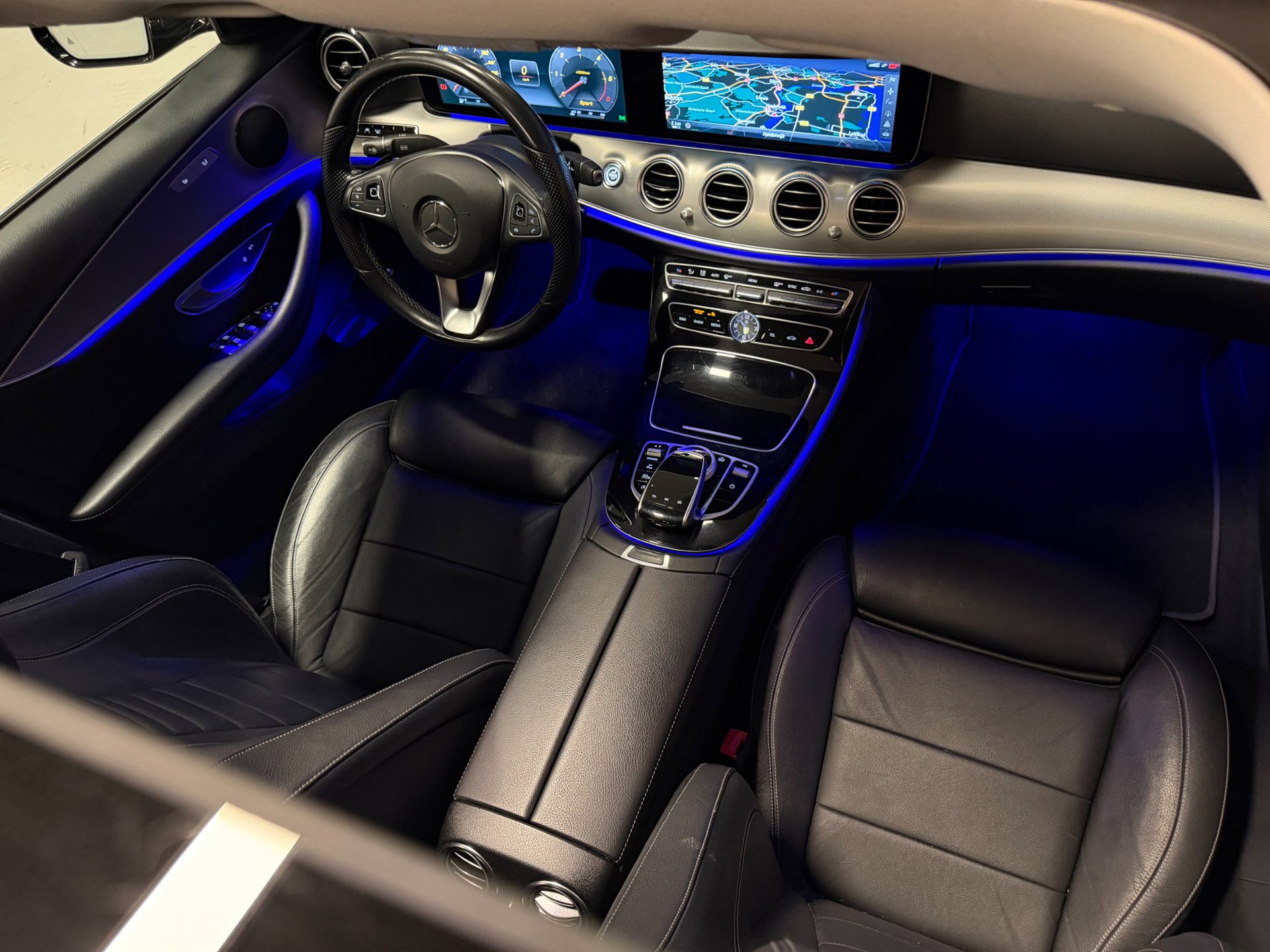 Foto van Mercedes-Benz E 220 D