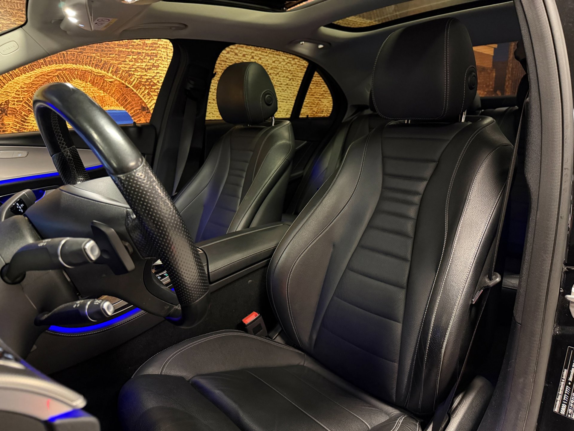 Foto van Mercedes-Benz E 220 D