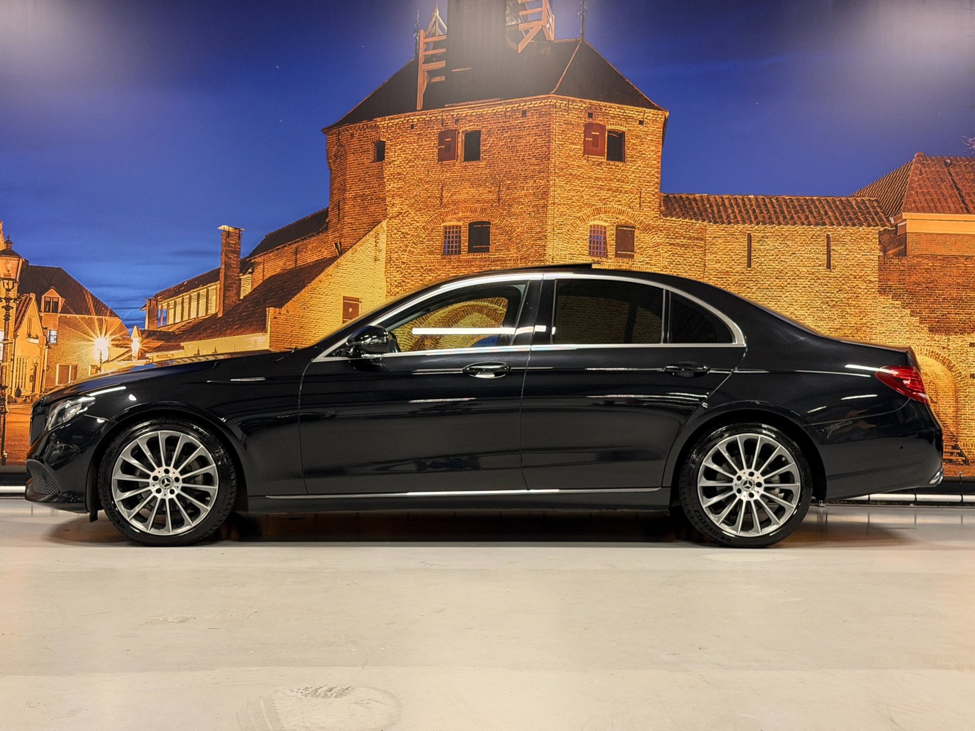 Foto van Mercedes-Benz E 220 D
