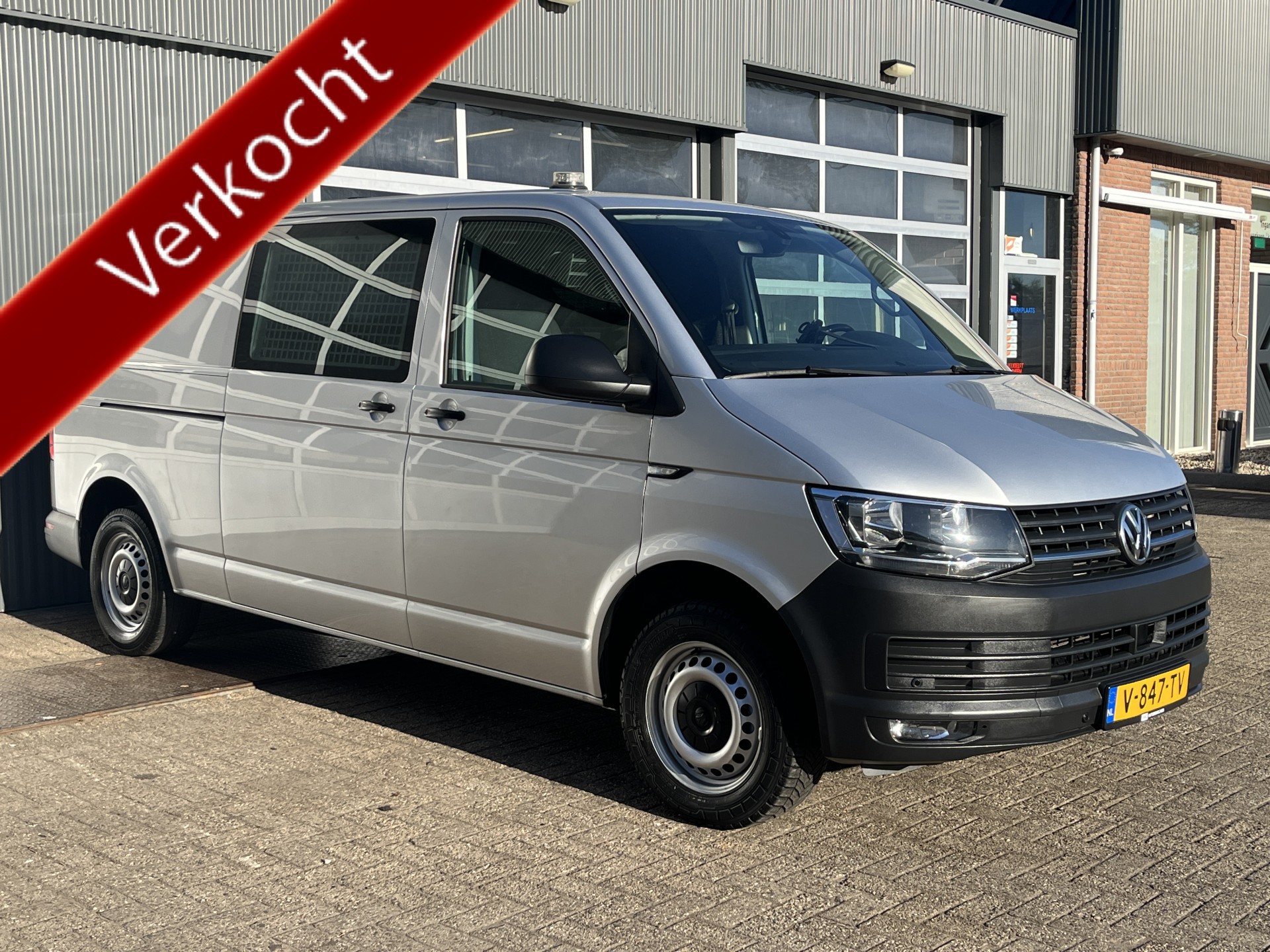 Volkswagen Transporter LNFM6501116NVR237MMG3SL6533 2019 - voorkant