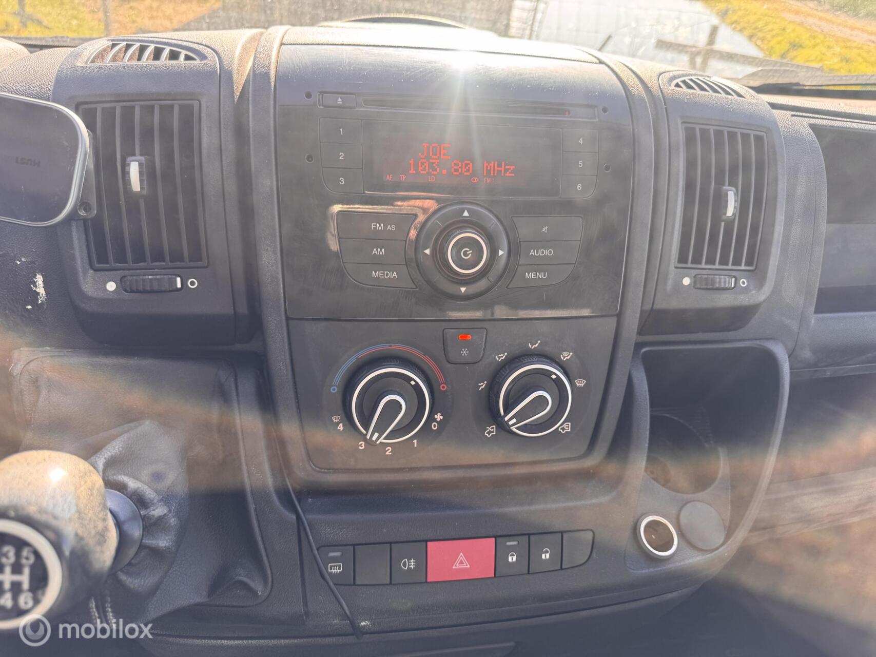 Foto van Peugeot Peugeot Boxer