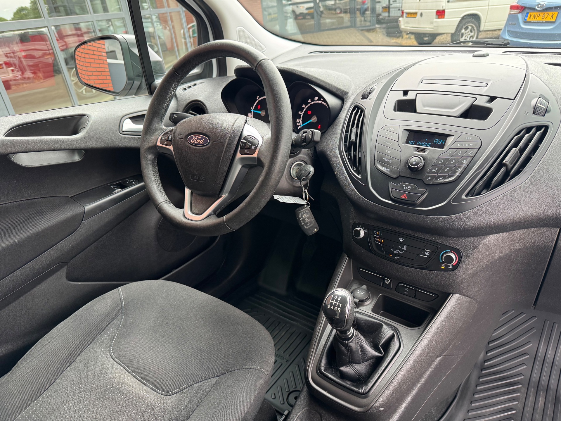 Foto van Ford Transit Courier