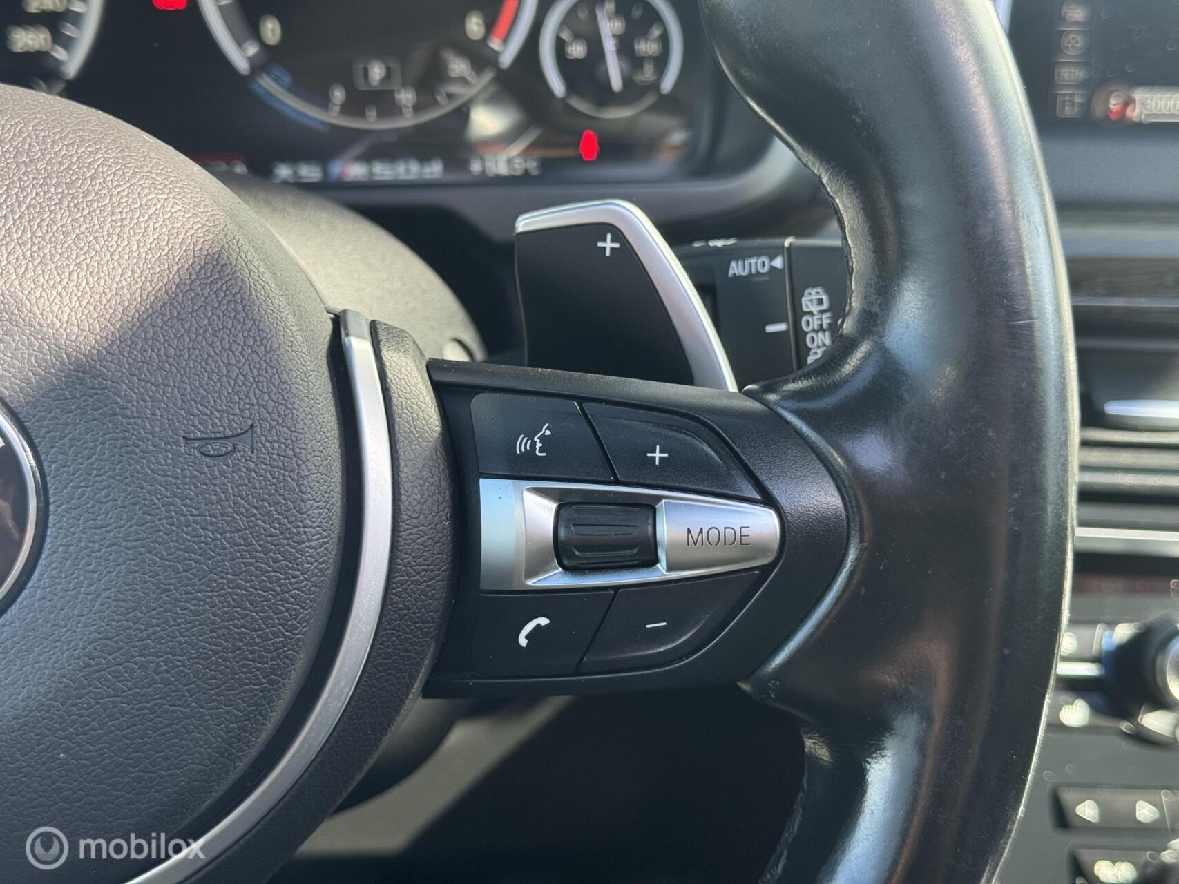 Foto van BMW X5 M50d