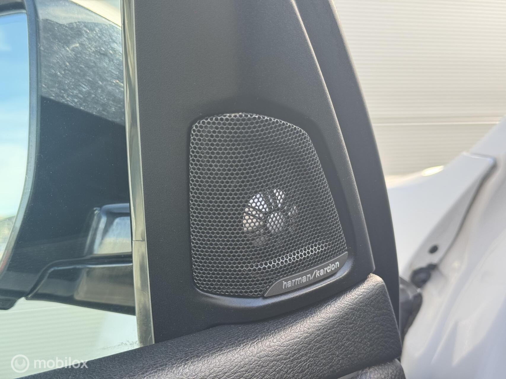Foto van BMW X5 M50d