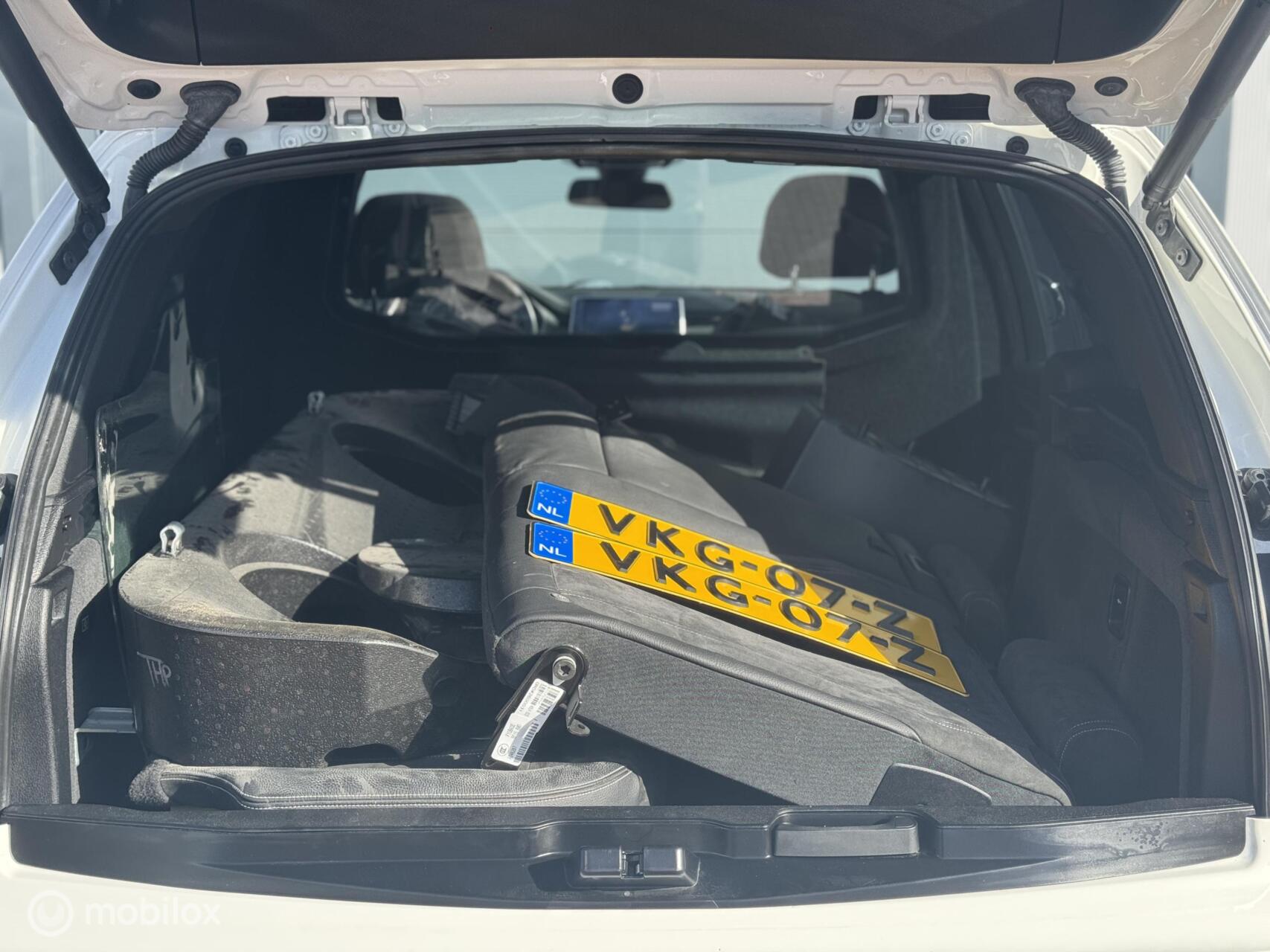 Foto van BMW X5 M50d