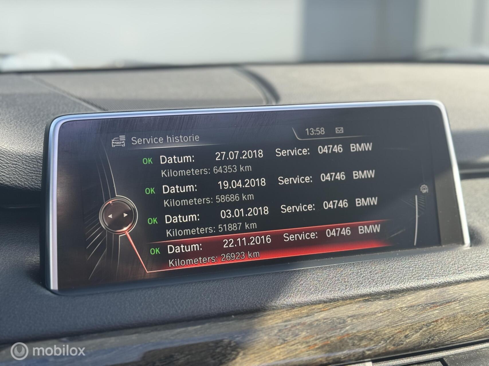 Foto van BMW X5 M50d