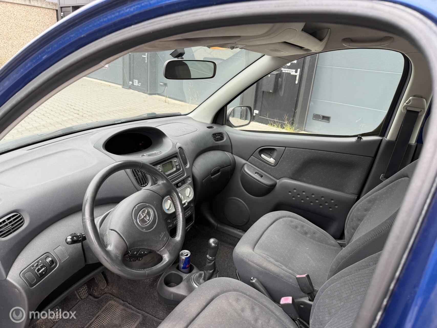 Foto van Toyota Toyota Yaris Verso