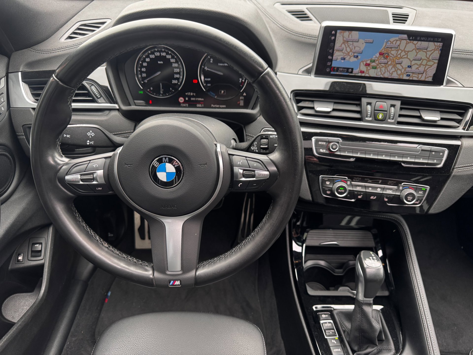 Foto van BMW X2 Xdrive25e