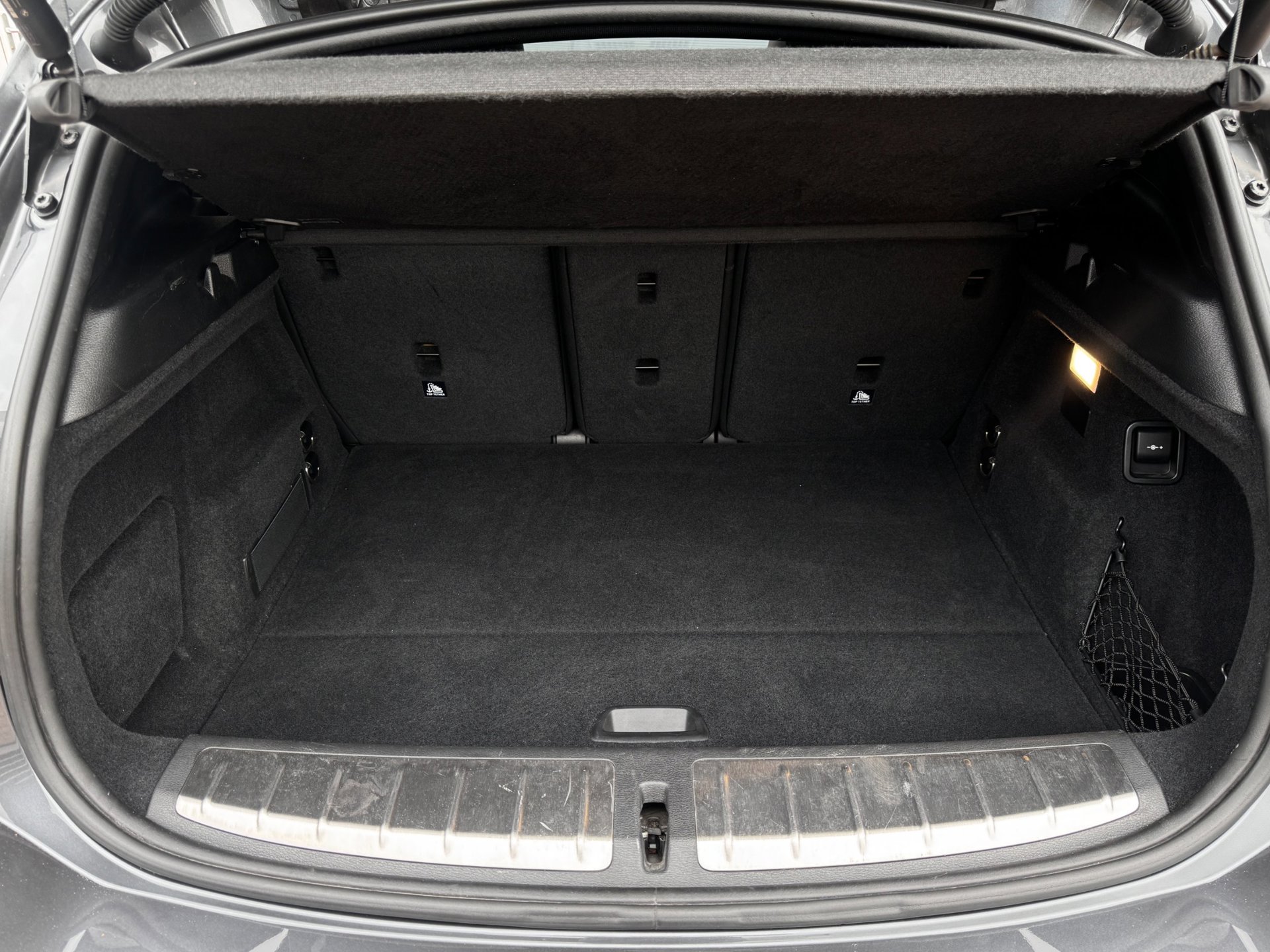 Foto van BMW X2 Xdrive25e