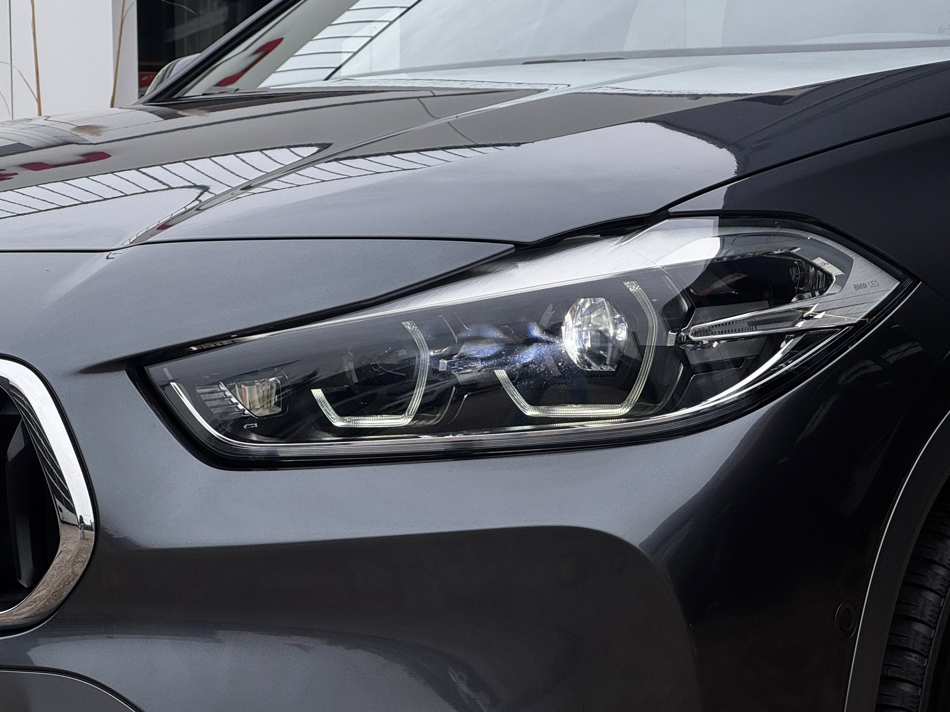 Foto van BMW X2 Xdrive25e