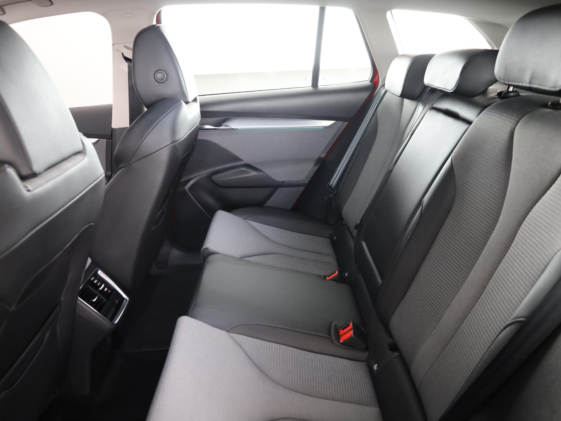 Foto van Skoda Enyaq 50