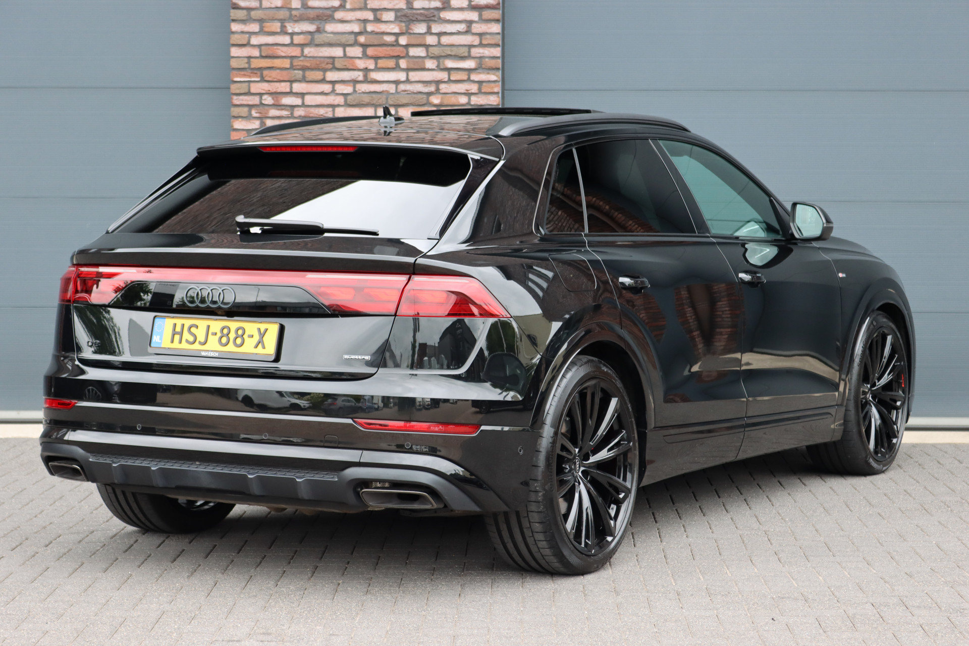 Foto van Audi Q8 55 TFSI E
