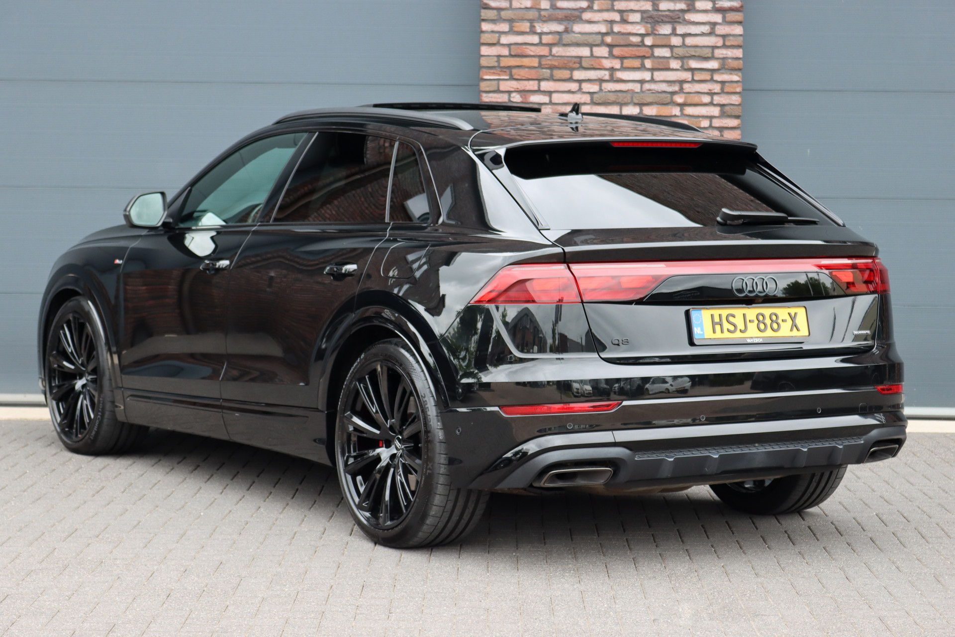 Foto van Audi Q8 55 TFSI E