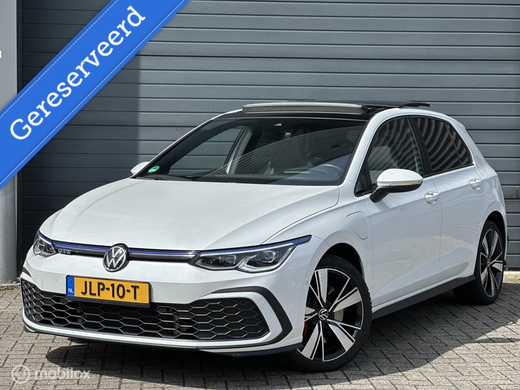 Volkswagen Golf GTE 1.4 eHybrid GTE | Panoramadak | 2021 - voorkant