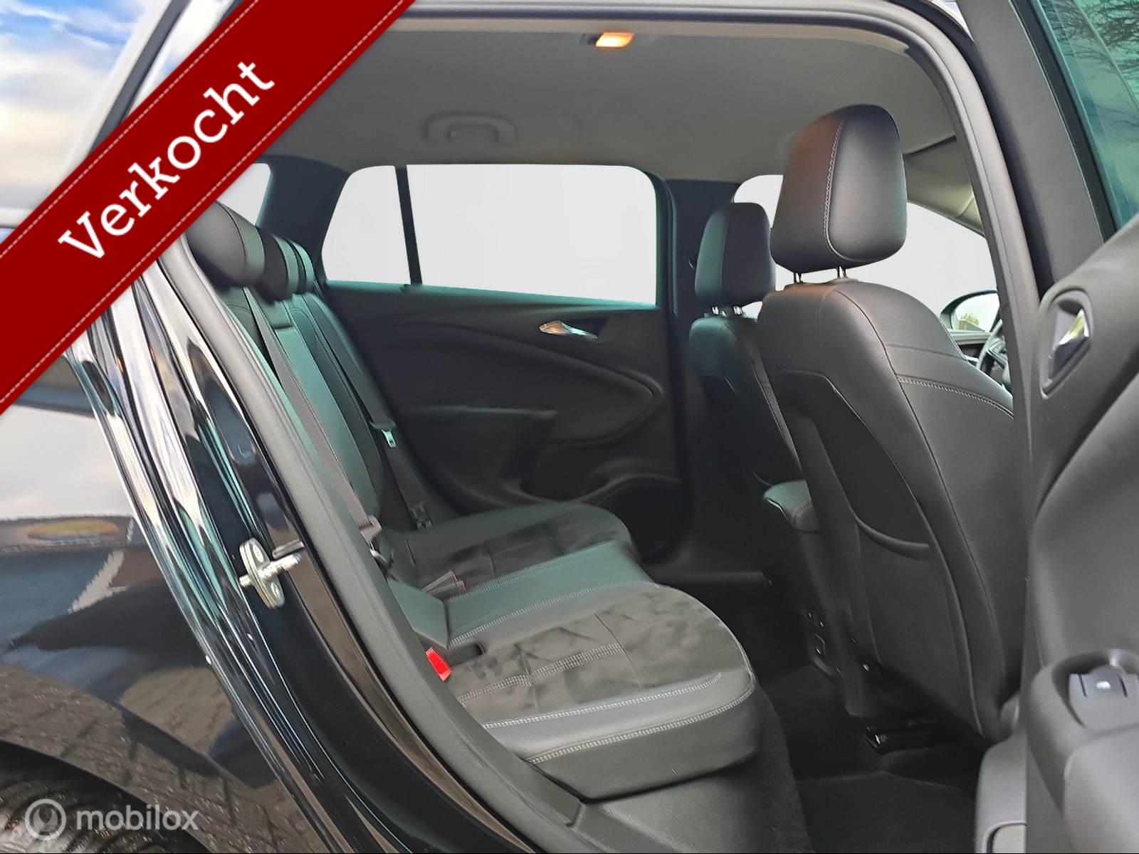 Foto van Opel Astra Sports Tourer