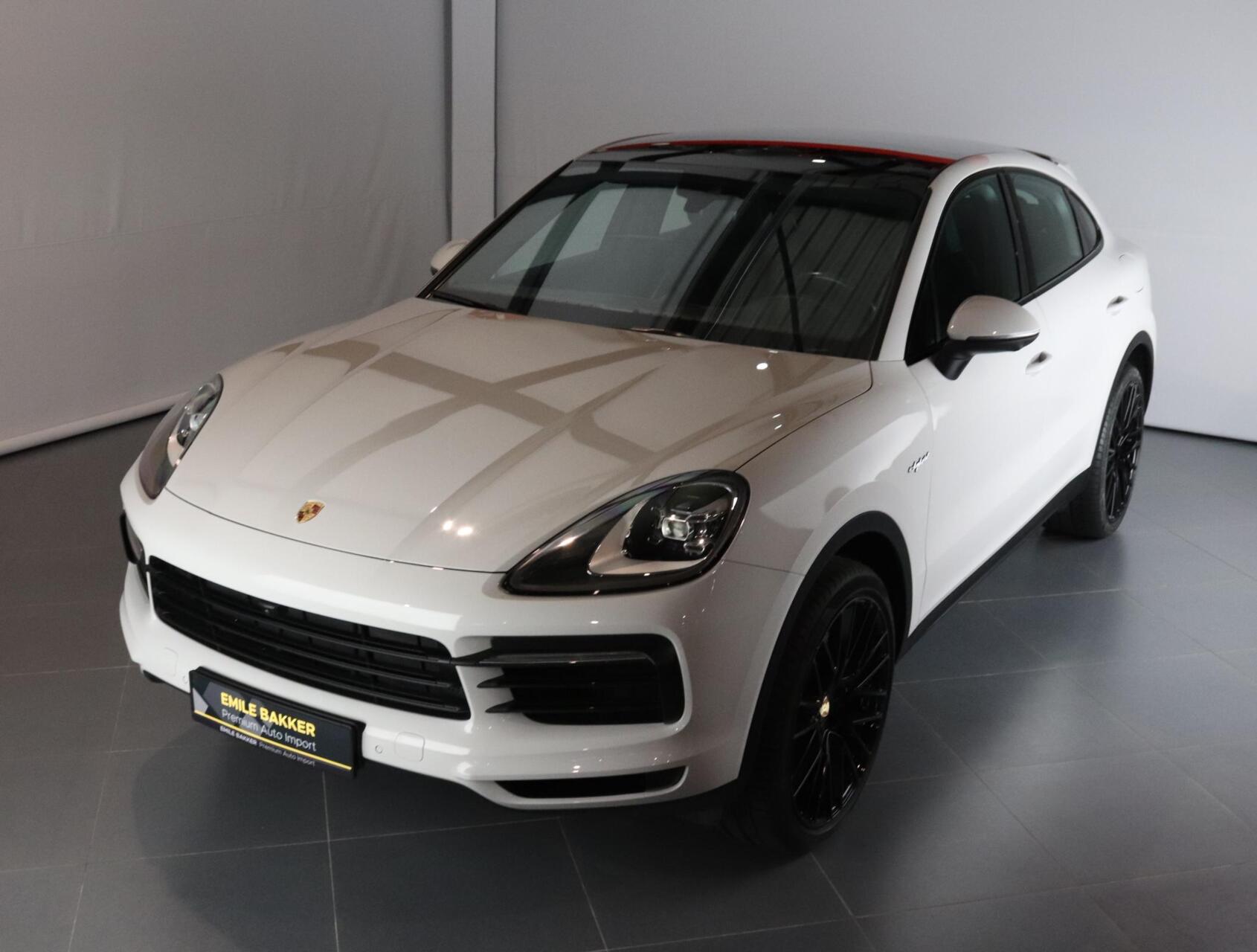 Foto van Porsche Cayenne E-hybrid