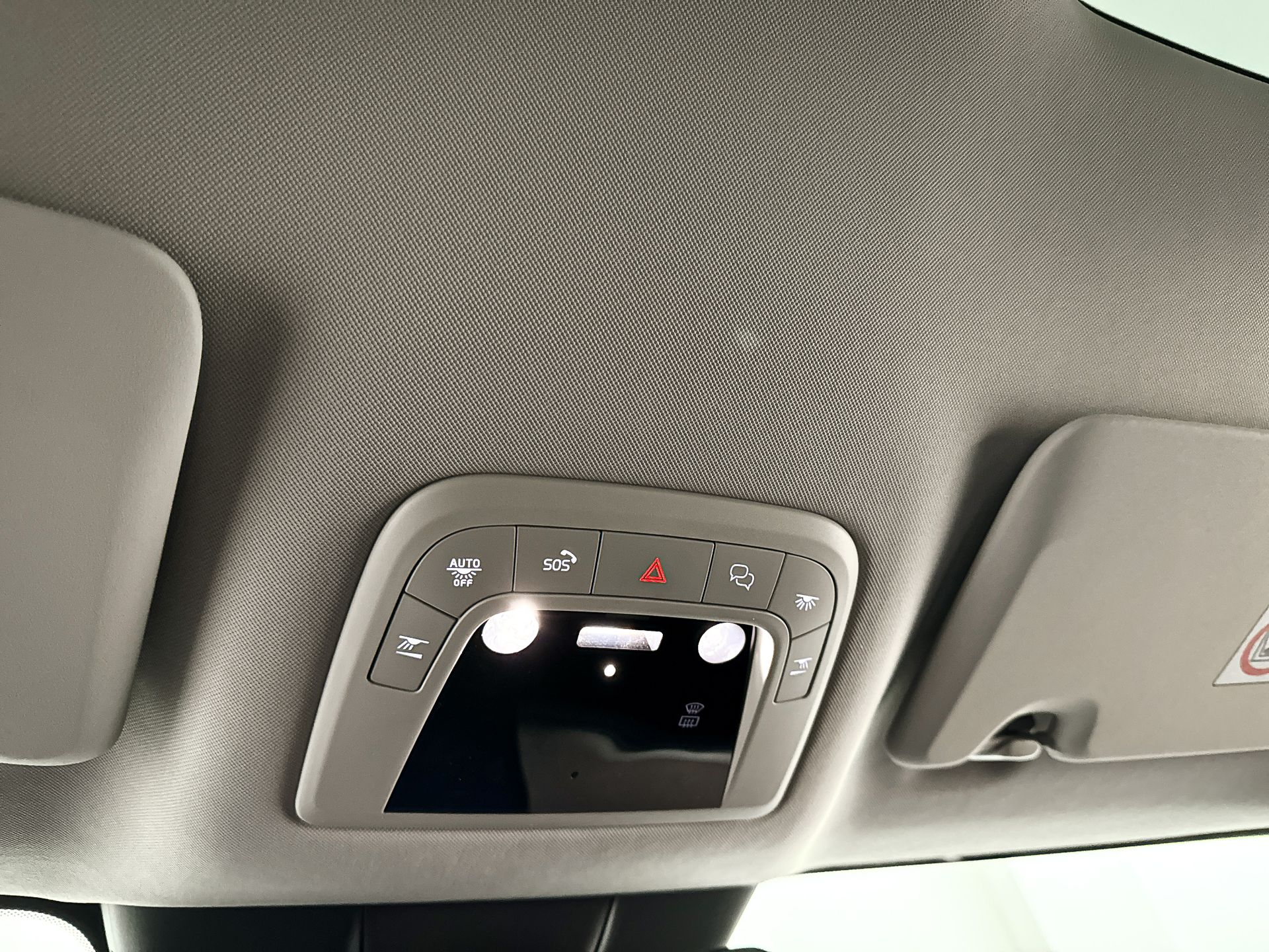 Foto van Volvo Es90