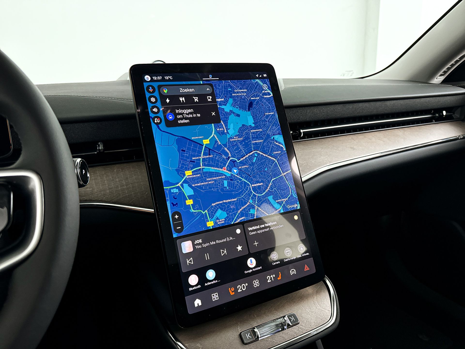 Foto van Volvo Es90