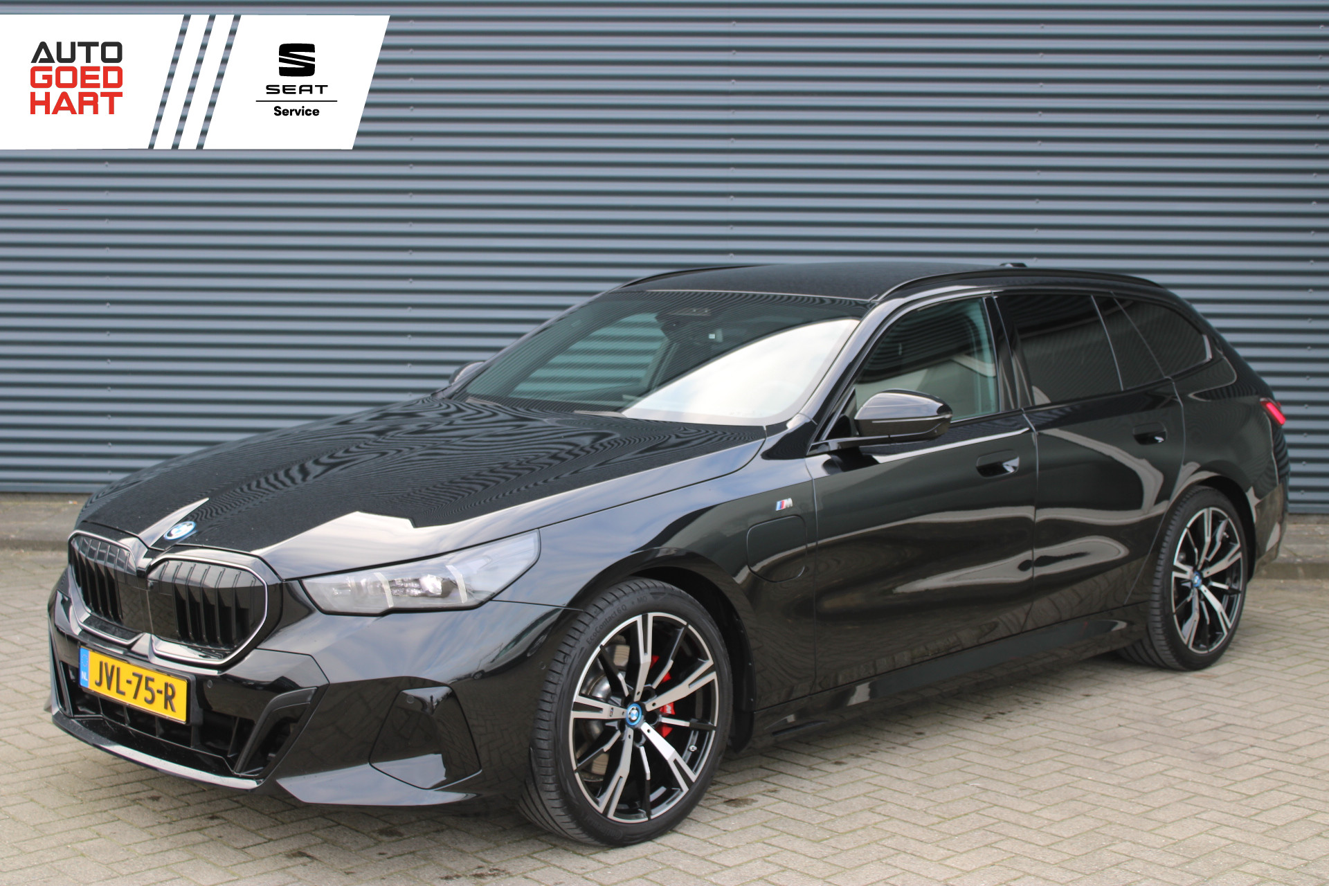 BMW 530e xDrive 530e xDrive M-Sport Pro Bowers & Wilkins Trekhaak LED Stoelkoeling/verwarming 2024 - voorkant