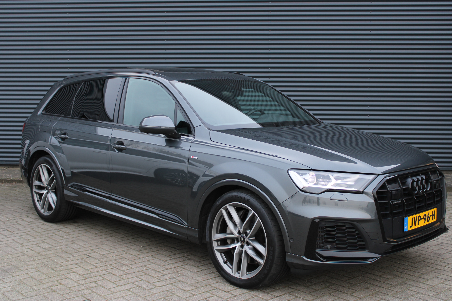 Foto van Audi Q7 55 TFSI E