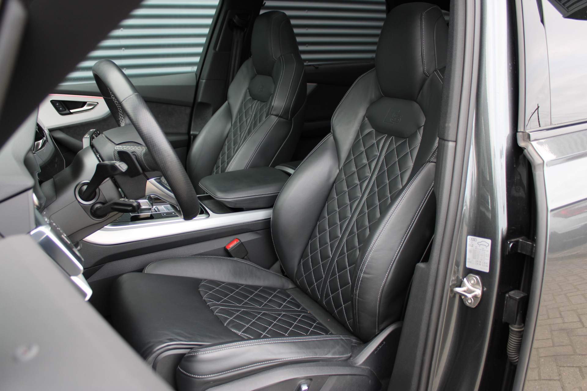 Foto van Audi Q7 55 TFSI E