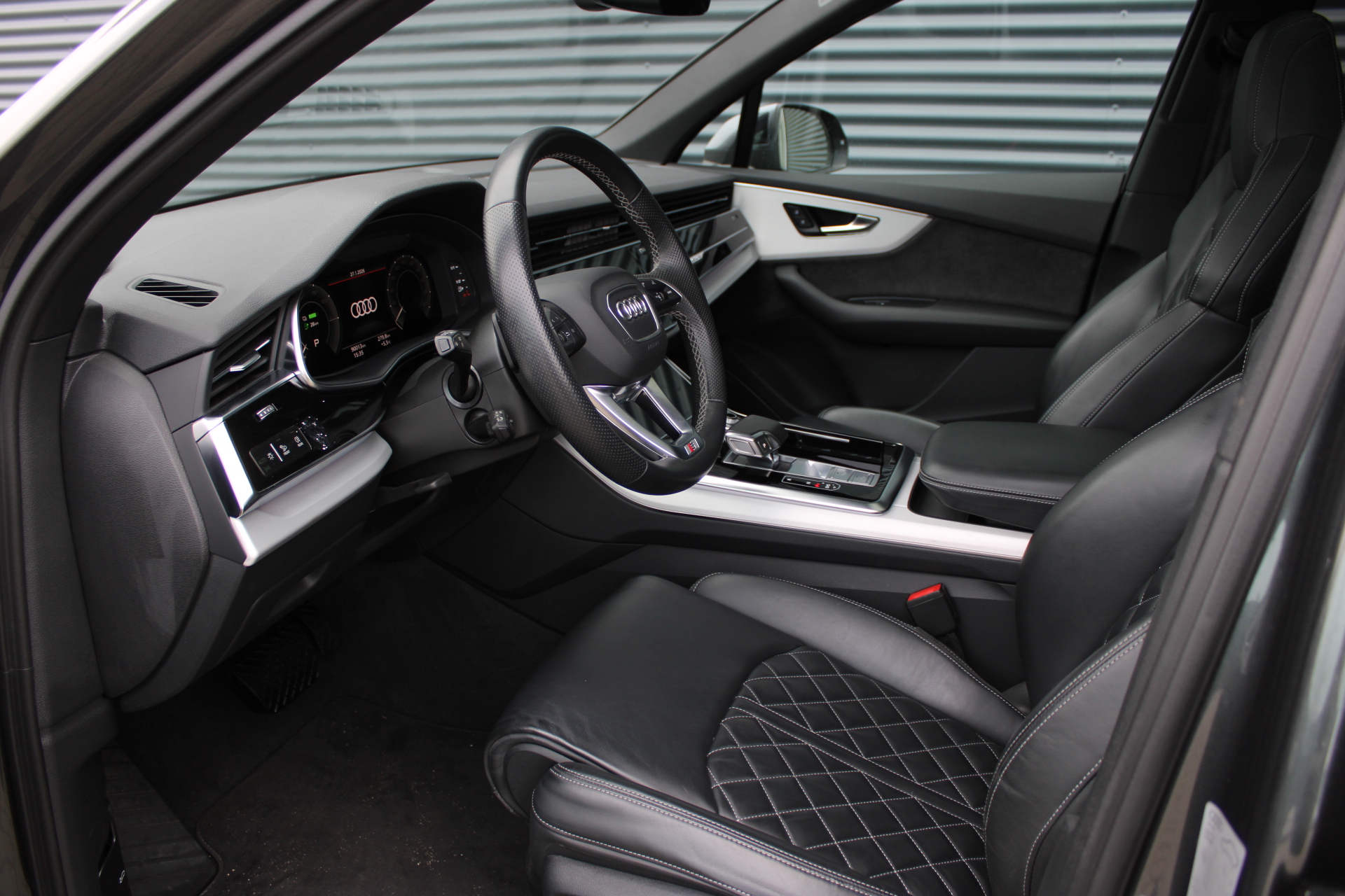 Foto van Audi Q7 55 TFSI E