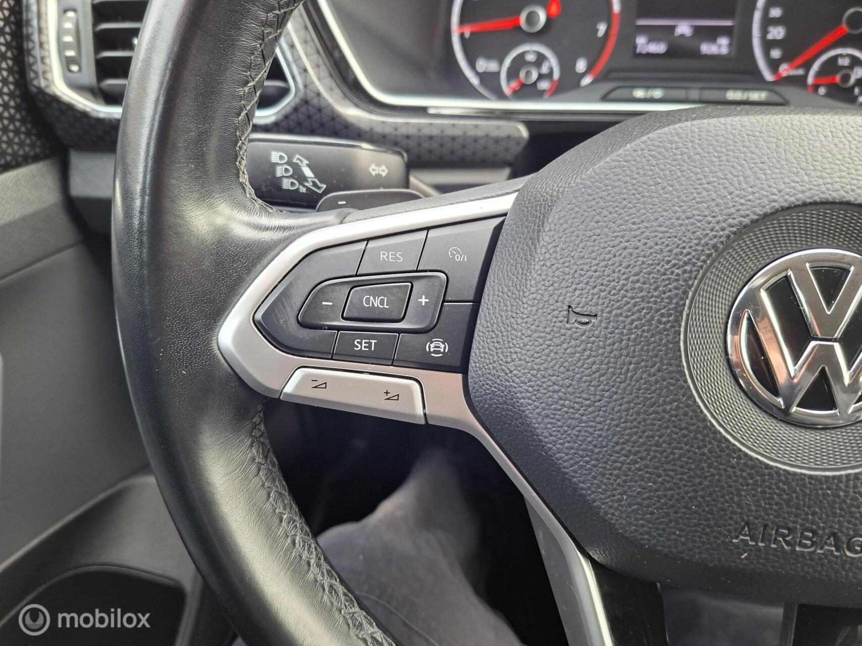 Foto van Volkswagen T-cross