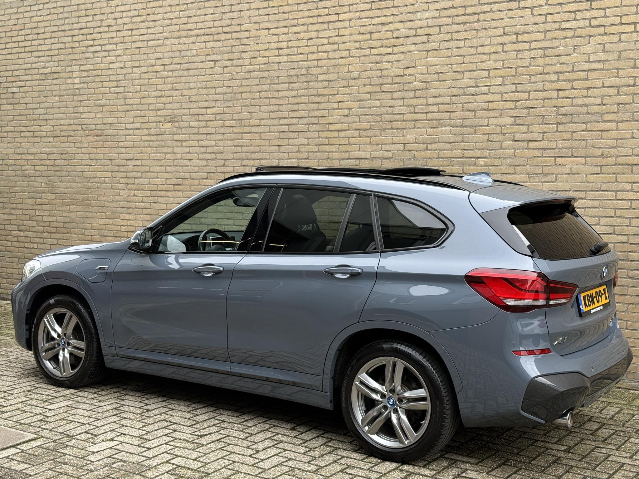 Foto van BMW X1