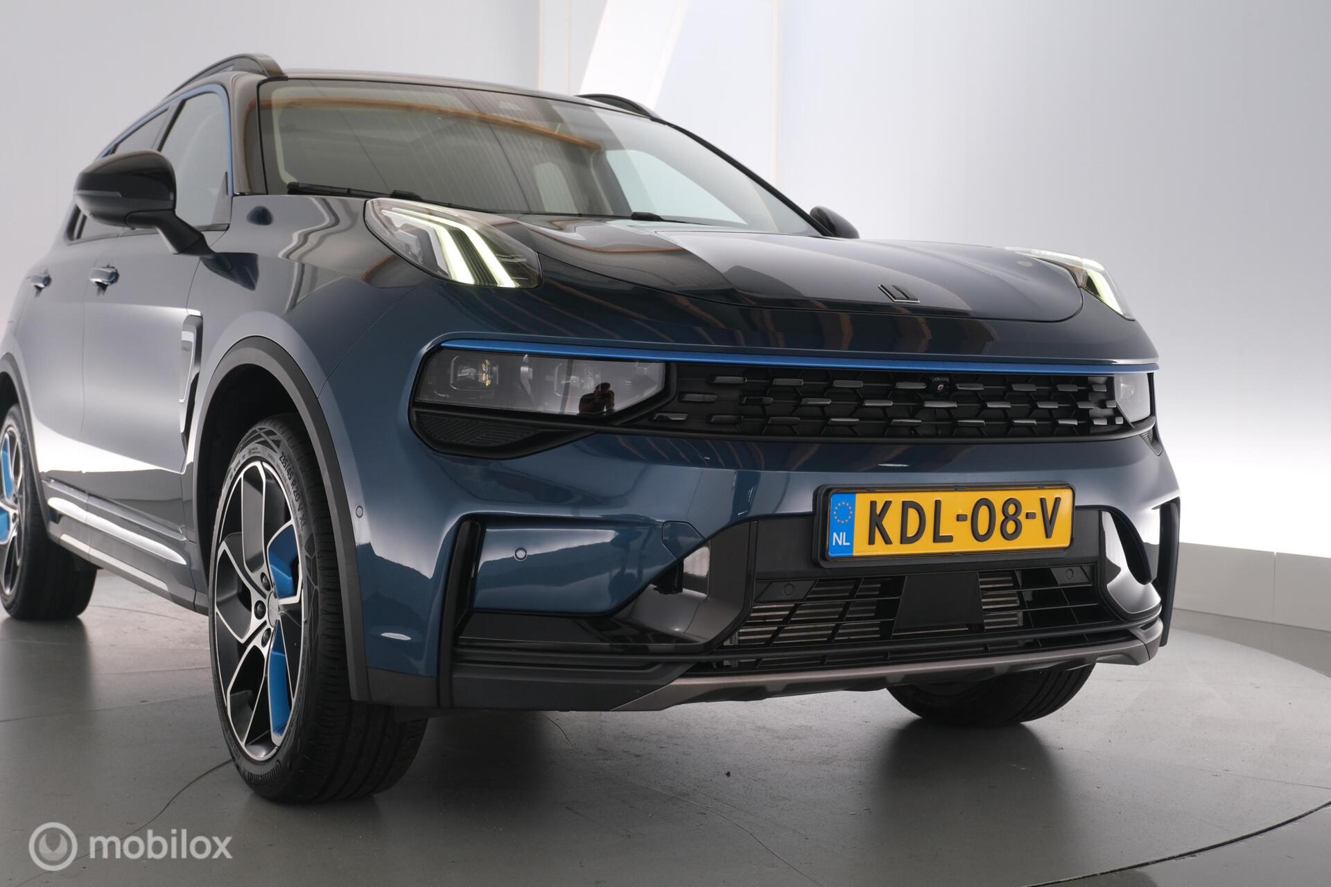 Foto van LYNK & Co 01