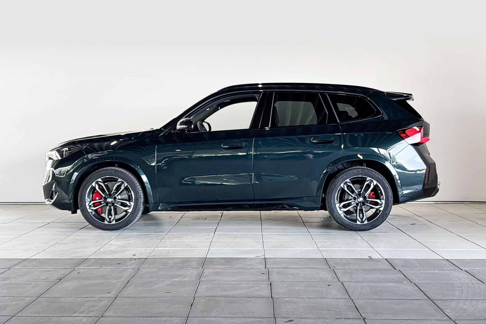 Foto van BMW Ix1 Edrive20