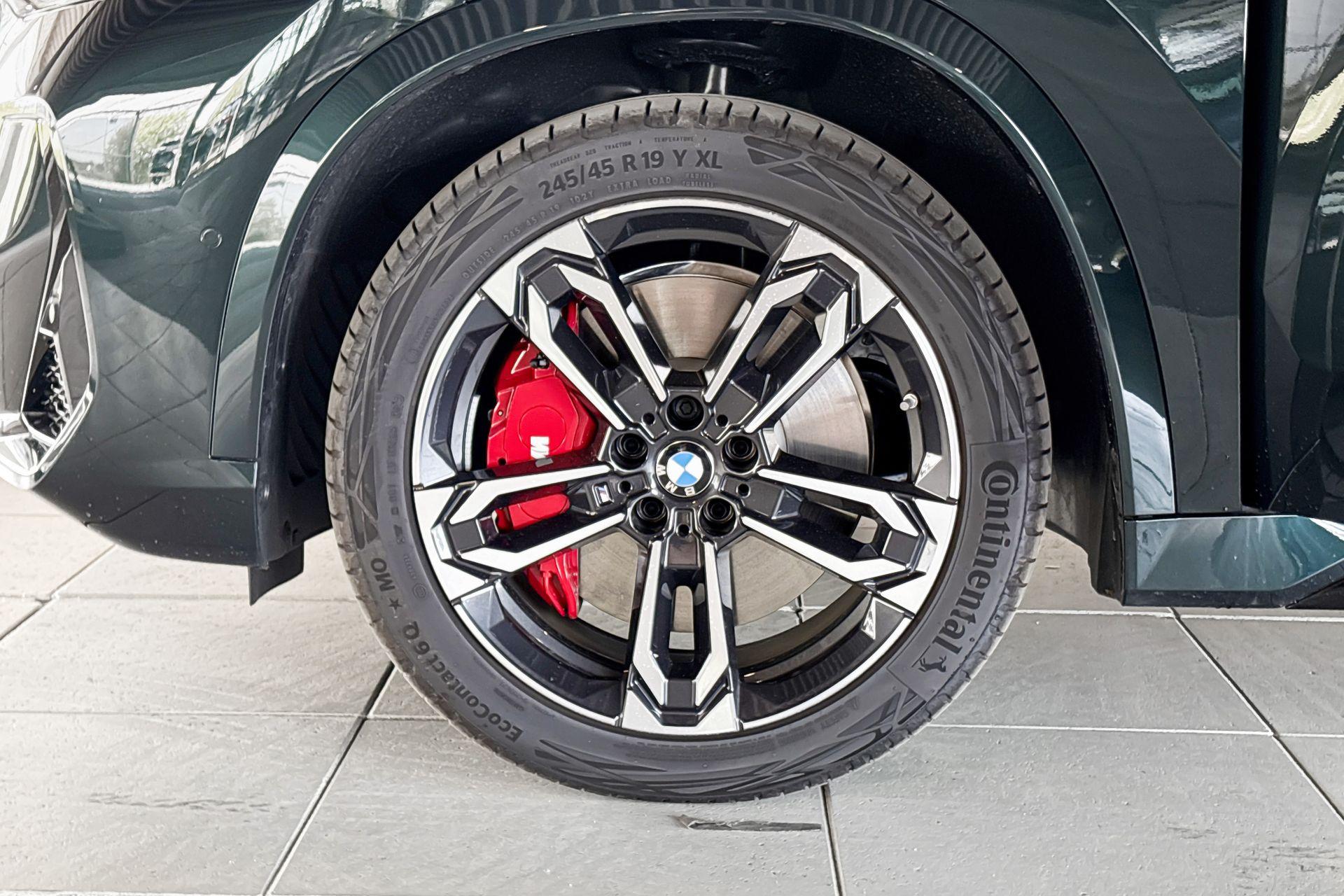 Foto van BMW Ix1 Edrive20