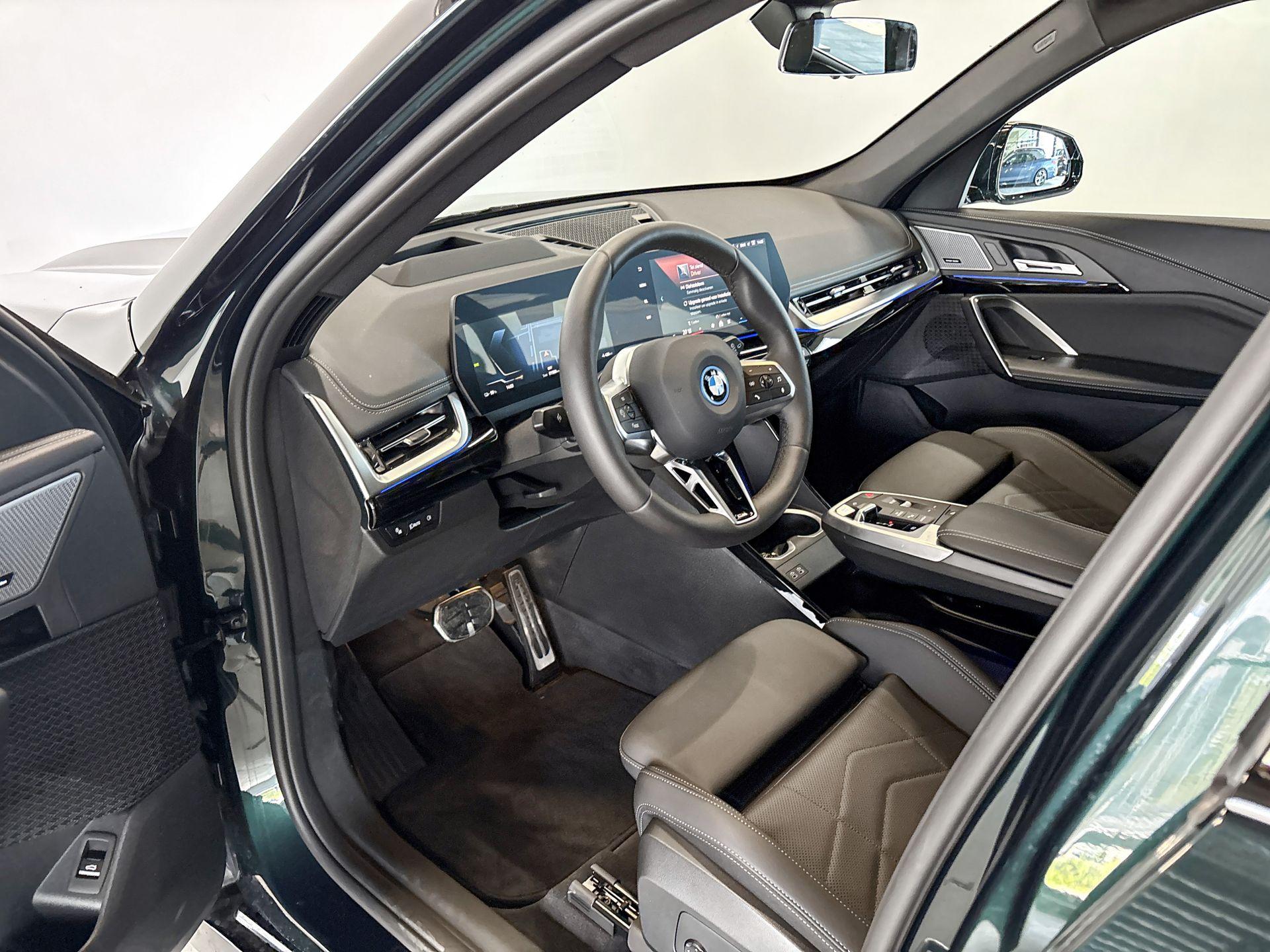 Foto van BMW Ix1 Edrive20