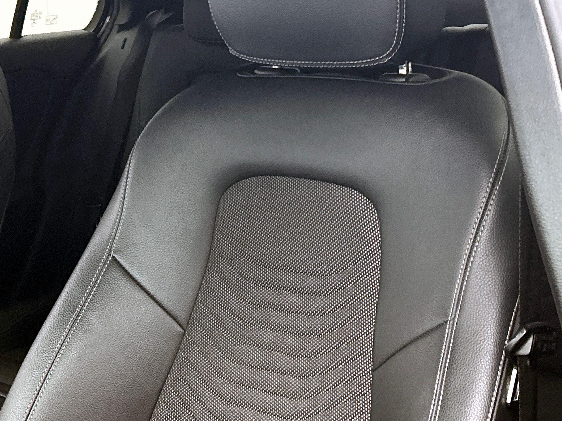 Foto van Mercedes-Benz A 250 E
