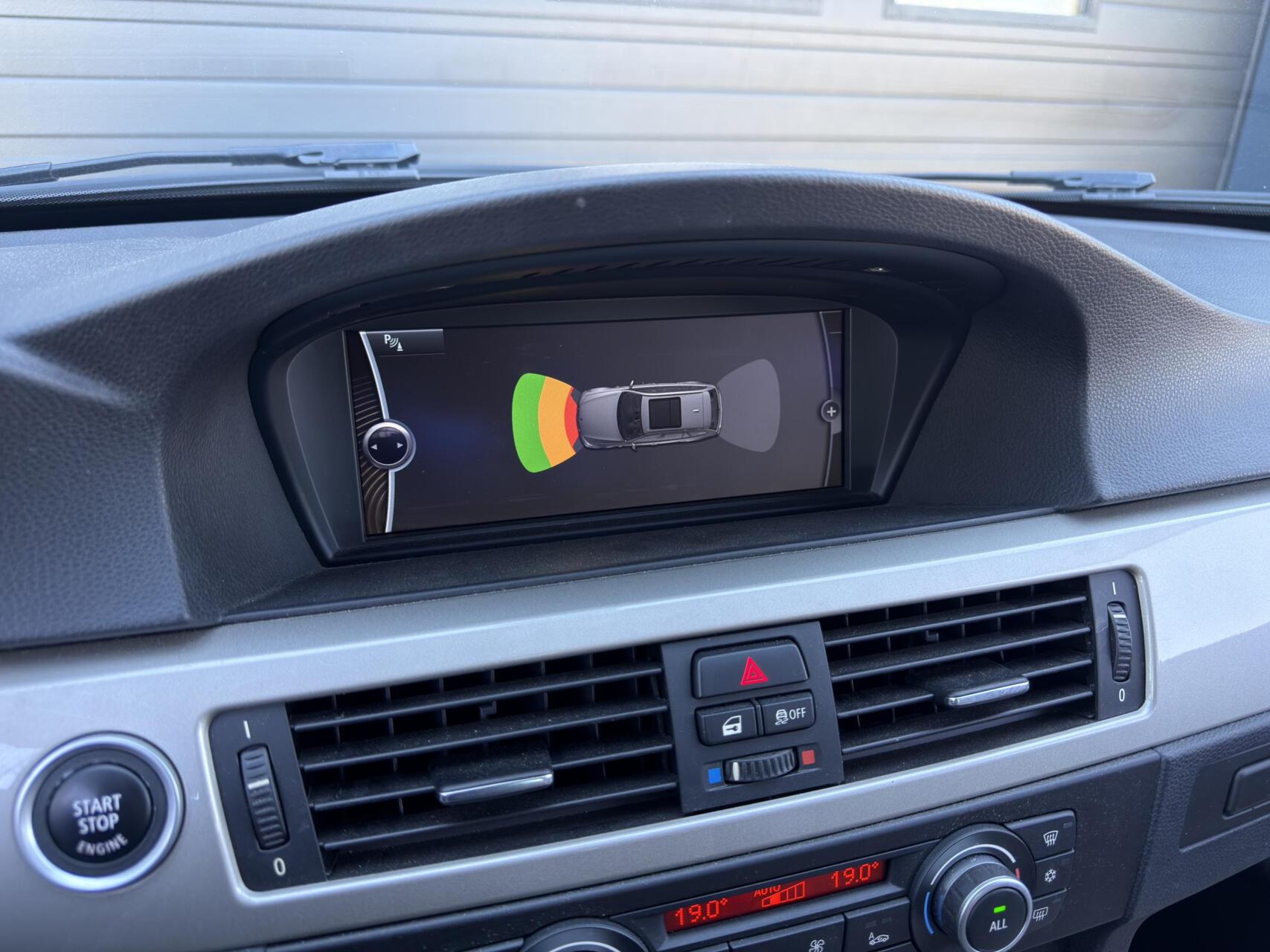 Foto van BMW 325i xDrive