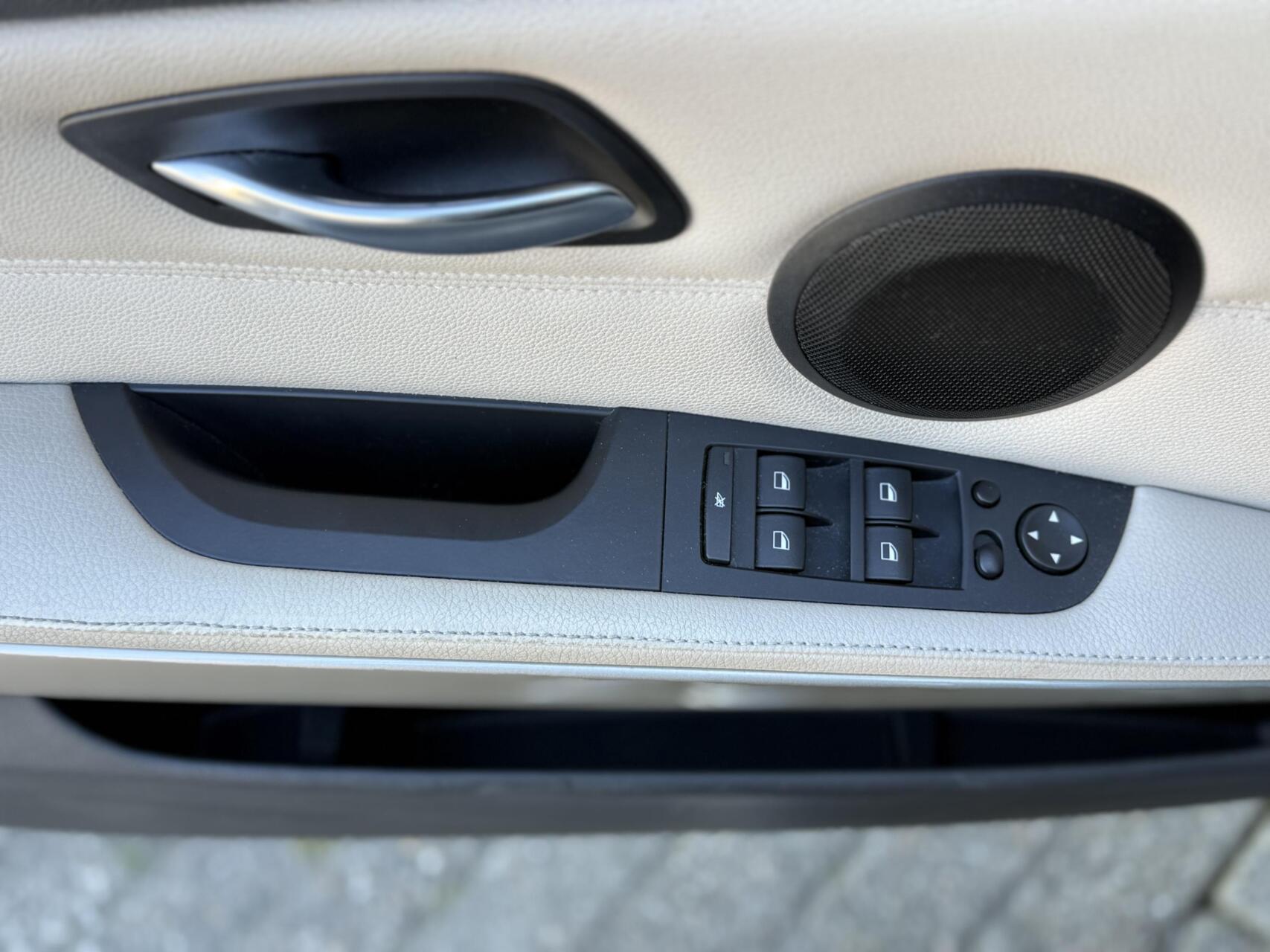 Foto van BMW 325i xDrive