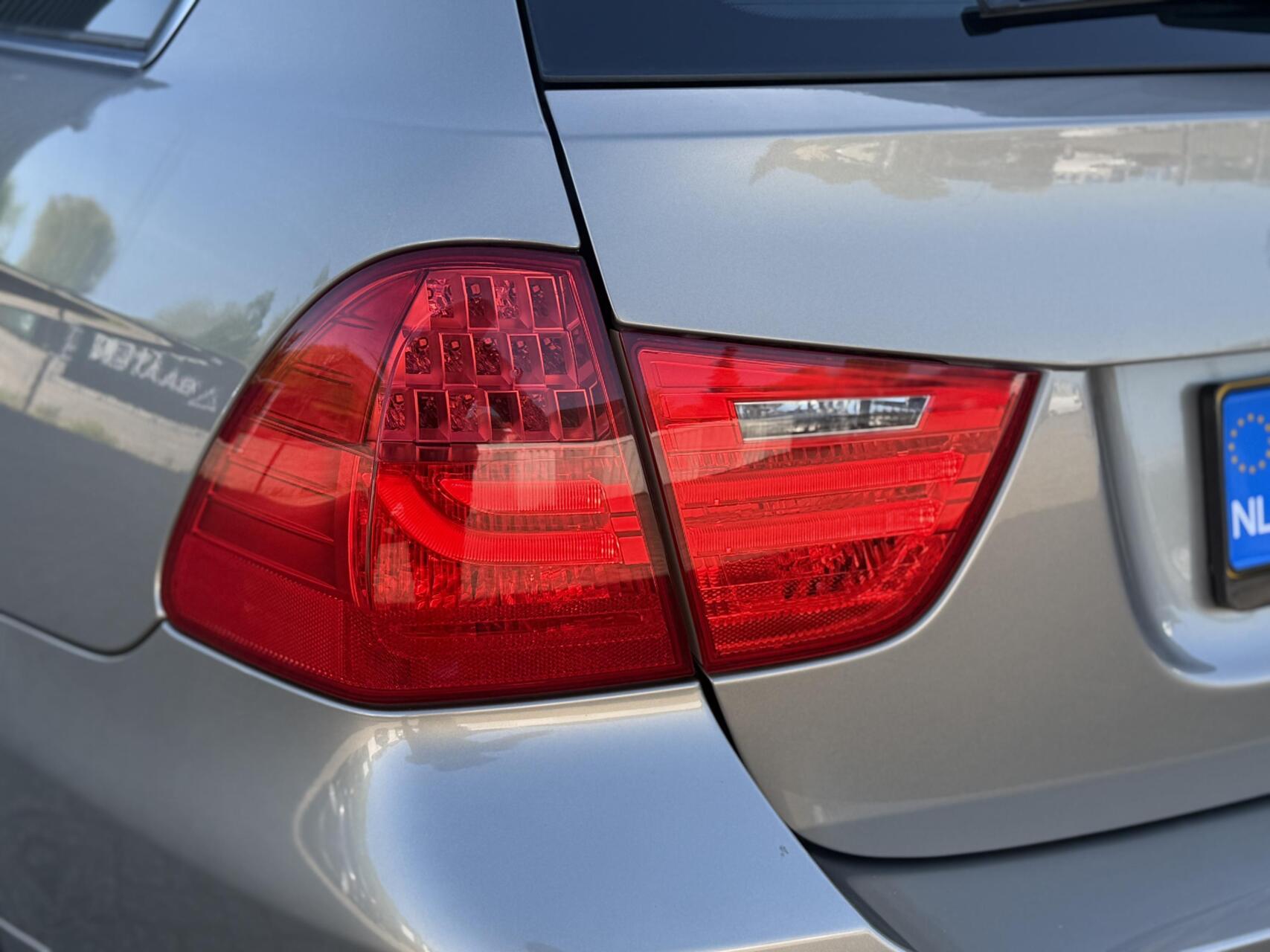 Foto van BMW 325i xDrive