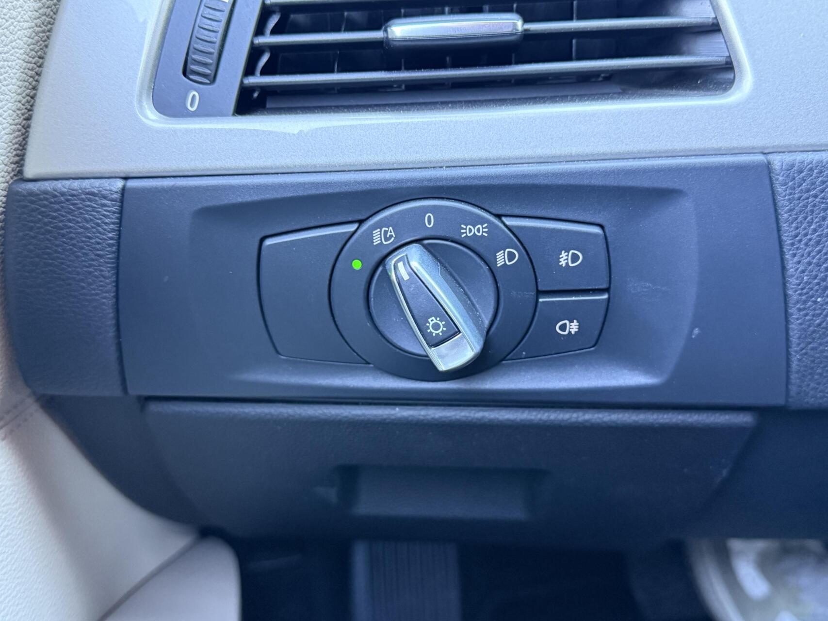Foto van BMW 325i xDrive