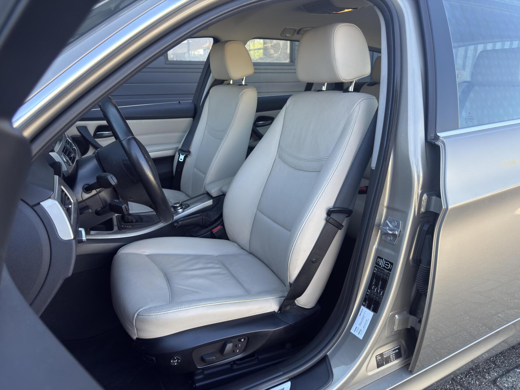 Foto van BMW 325i xDrive
