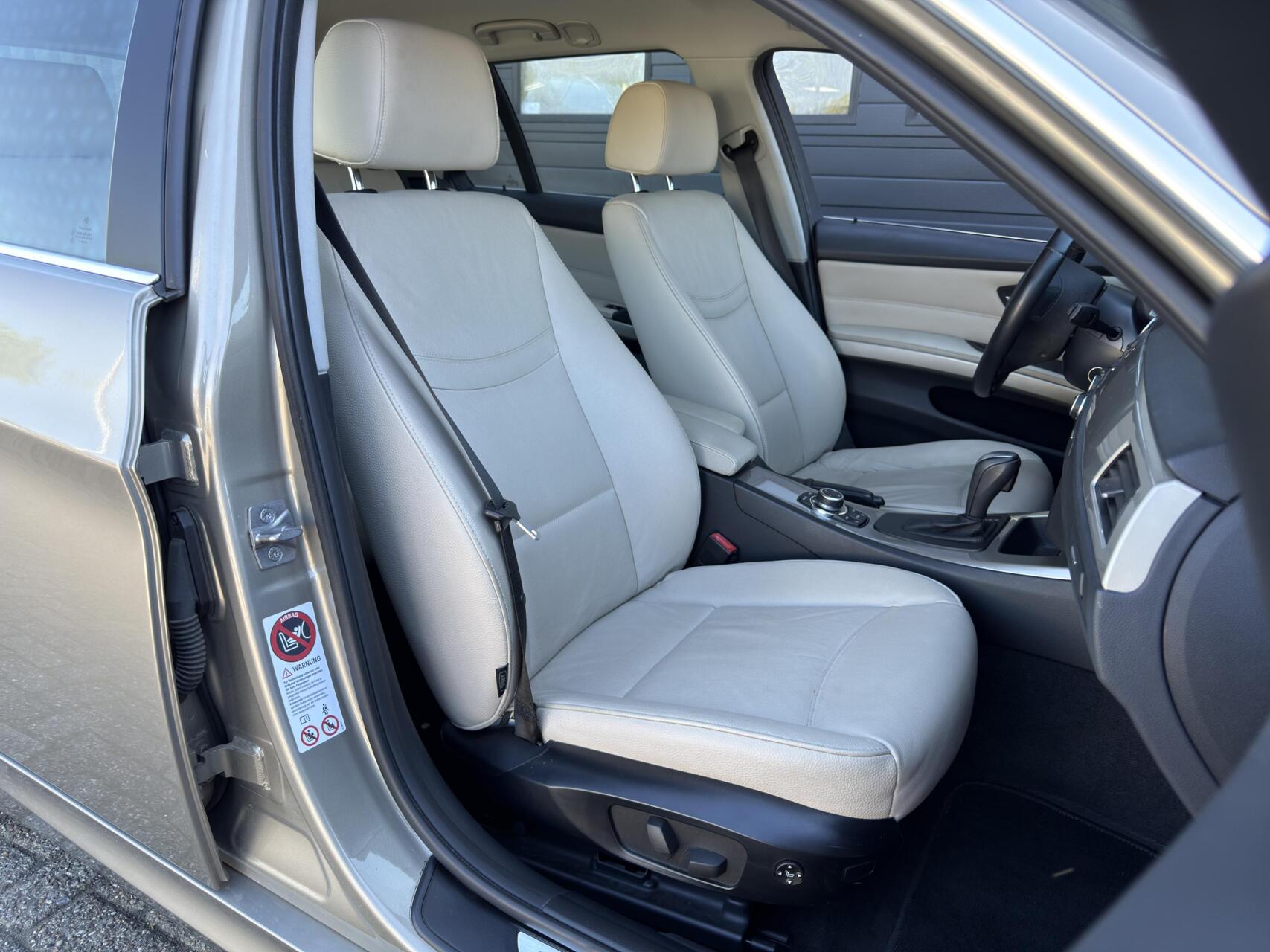 Foto van BMW 325i xDrive