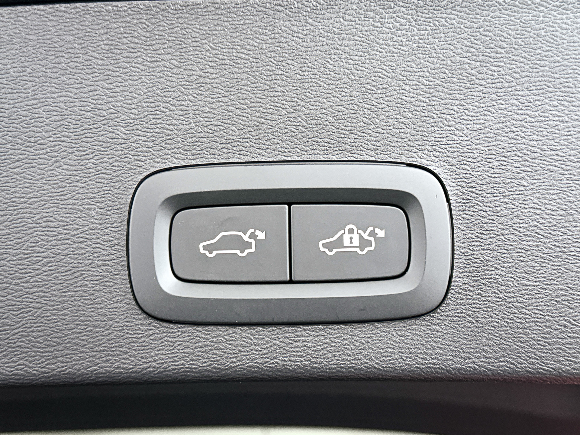 Foto van Volvo Ex40