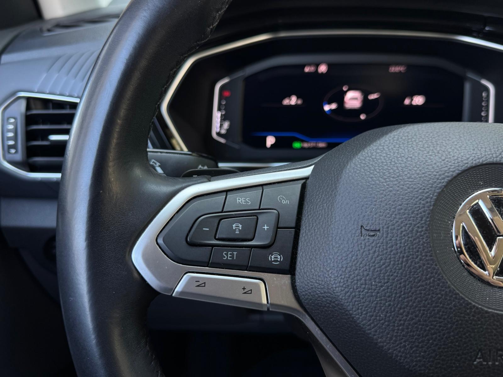 Foto van Volkswagen T-cross
