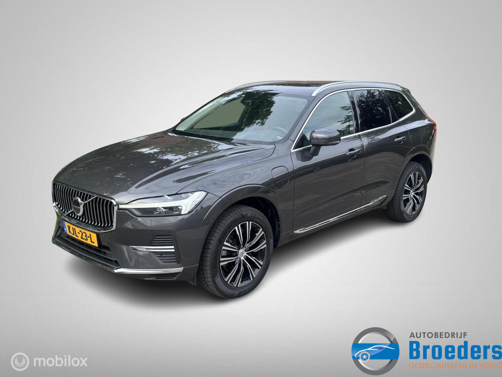 Volvo Xc60 2.0 T6 Plug-in hybrid AWD Inscription 2021 - voorkant