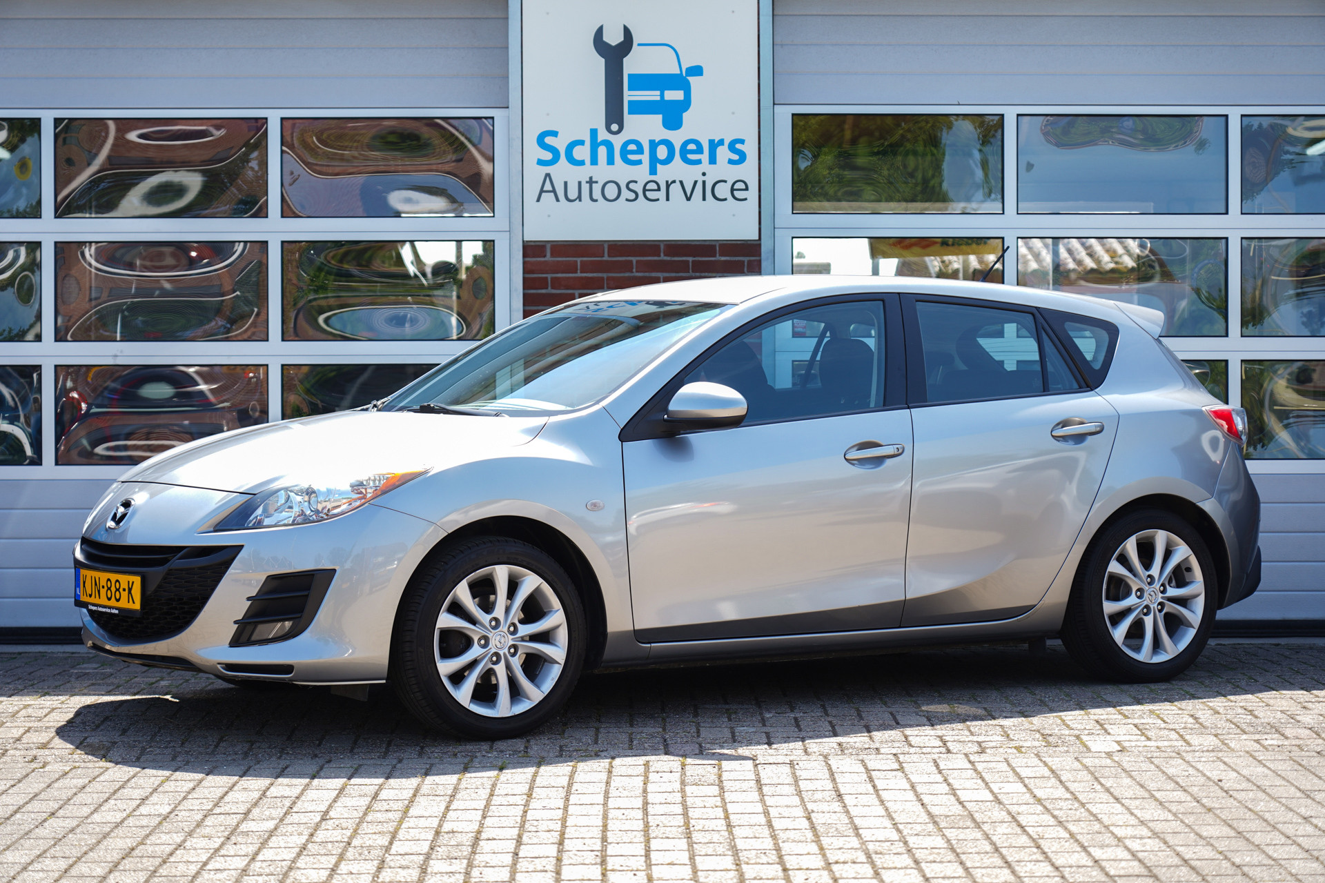 Mazda Mazda 3 1.6 TS 2010 - voorkant