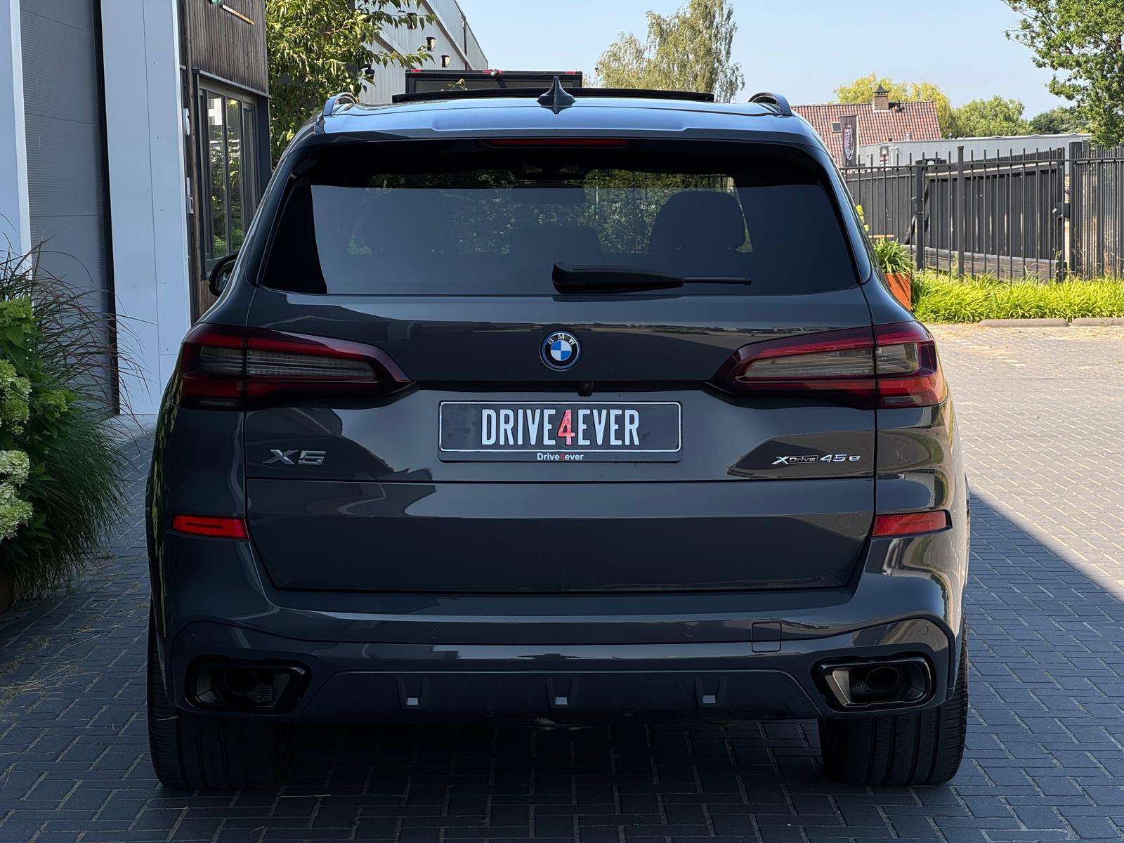Foto van BMW X5 Xdrive45e